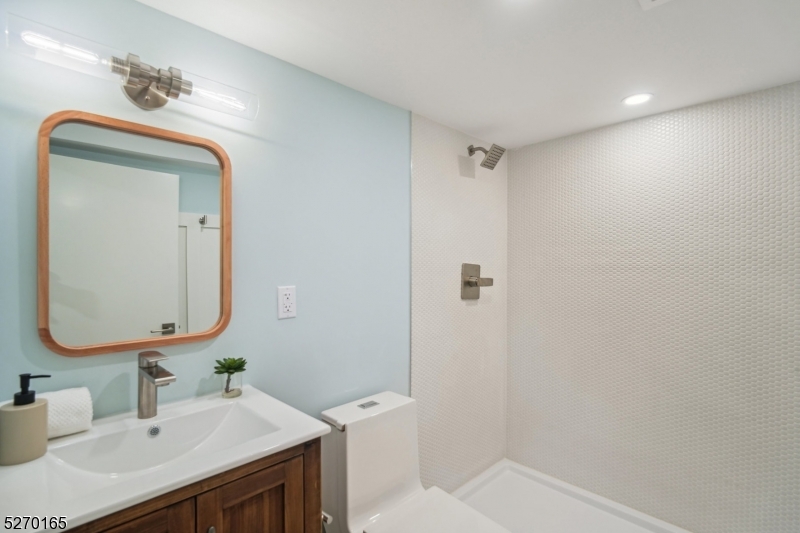 Golf Island - Residential