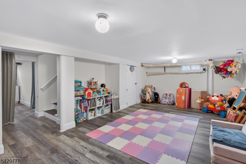 Hillcrest - Residential