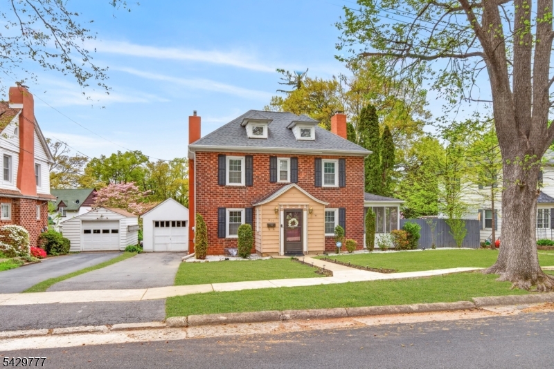 Hillcrest - Residential