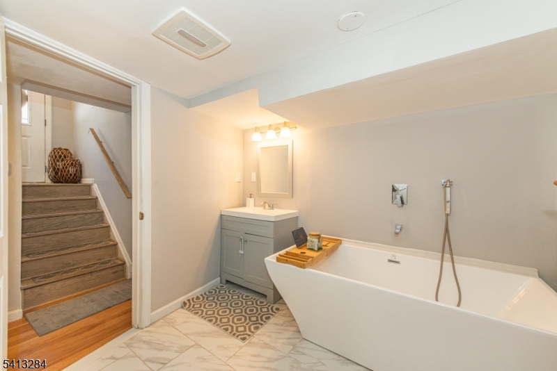 Lake Paulinskill - Residential