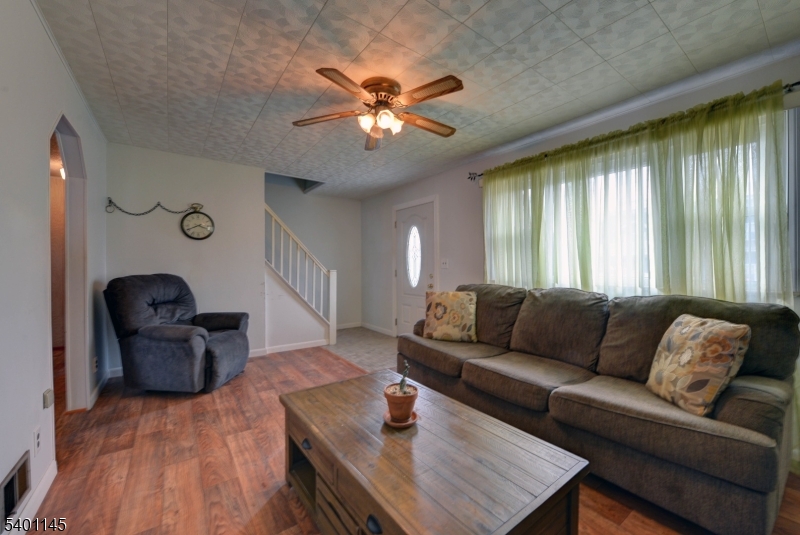 Hillcrest - Residential