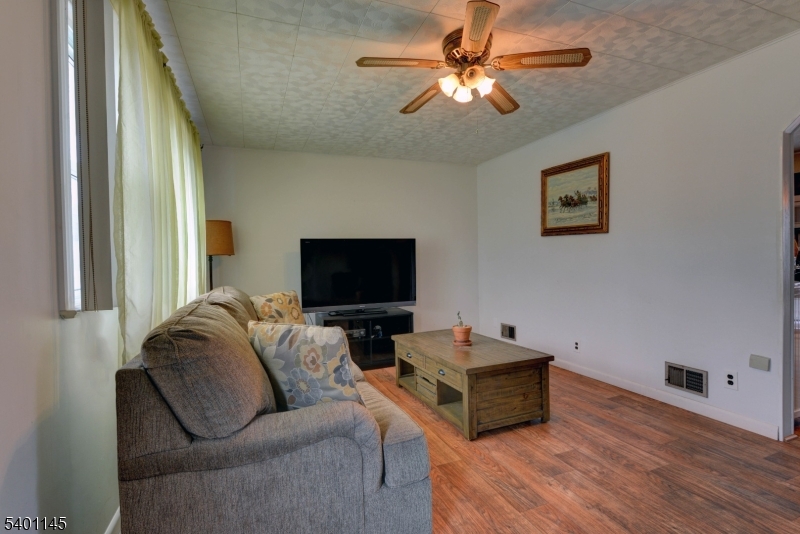 Hillcrest - Residential