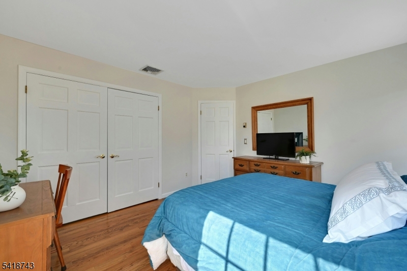 HIDDEN GLEN - Residential