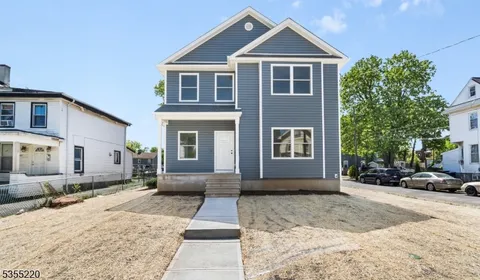 MLS: 3960612