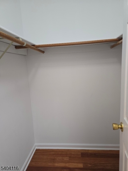 Castel Ridge - Residential