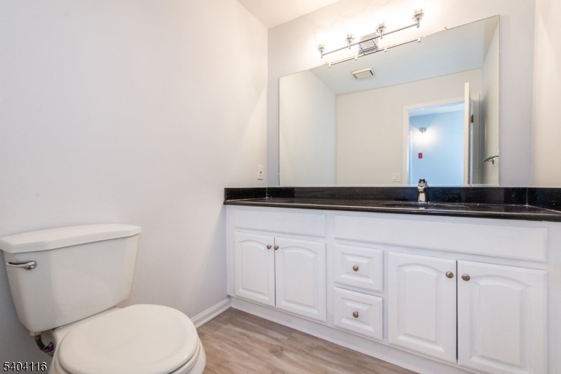 Castel Ridge - Residential