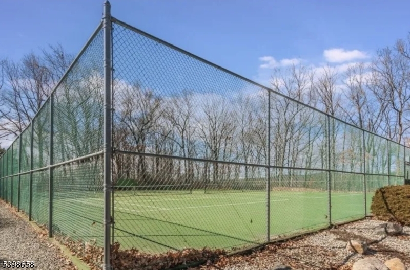 OVERLOOK VILLAGE - Residential Lease