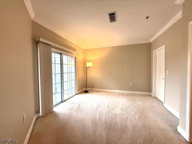 The Grande at Riverdale - Residential