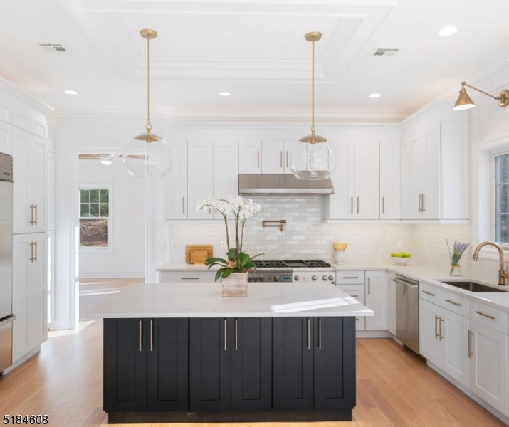 Riker Hill - Residential