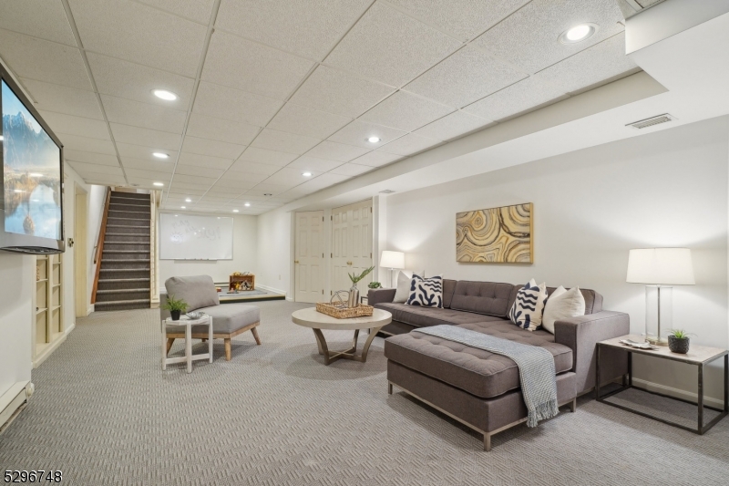 Druid HillEstates/Oak Ridge - Residential