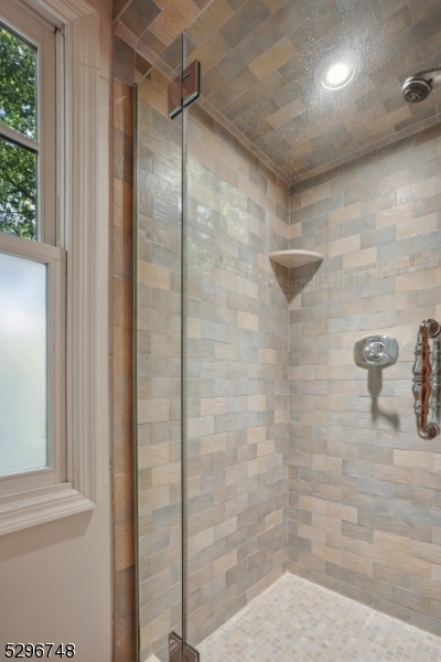 Druid HillEstates/Oak Ridge - Residential