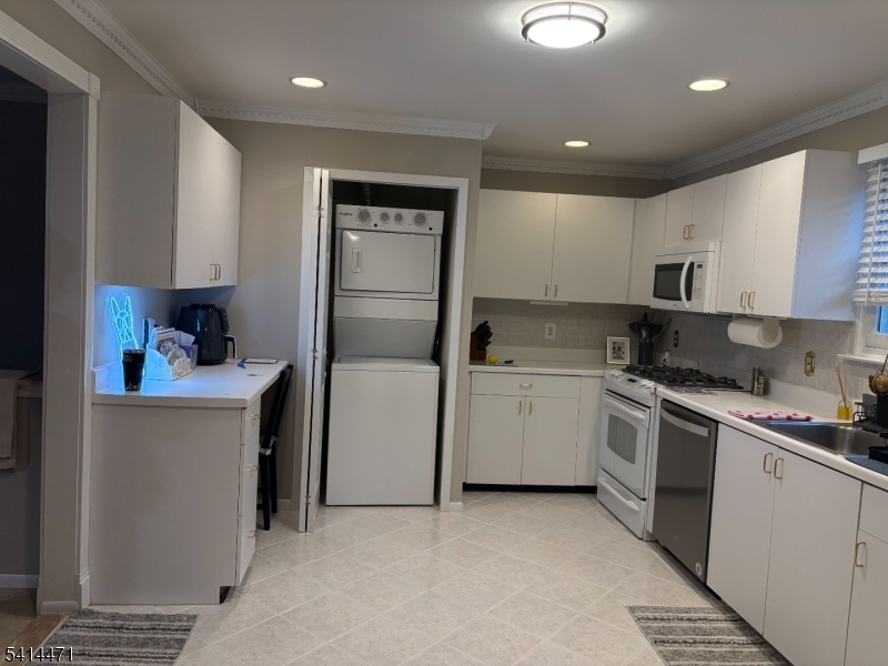 Hanover Park - Residential Lease