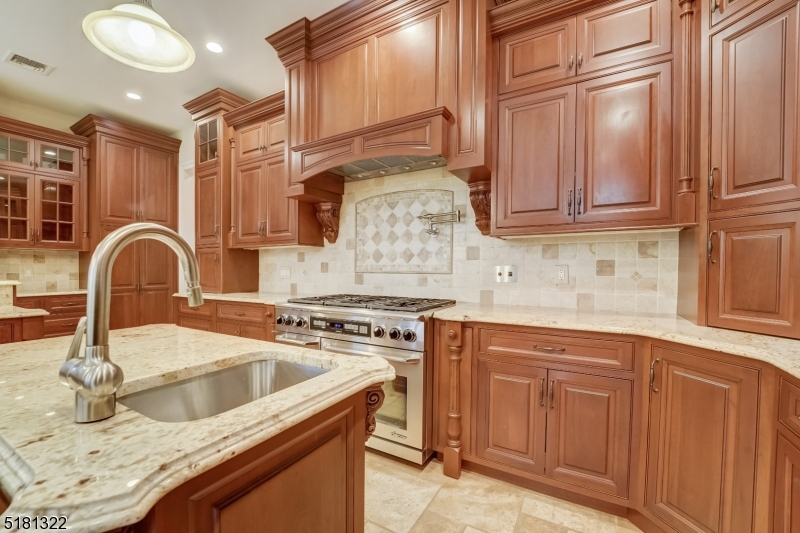 Mendham Lake Area - Residential