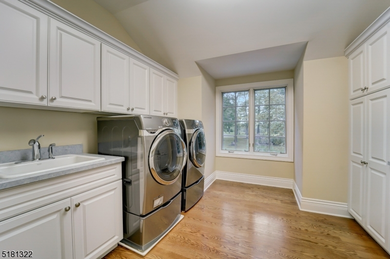 Mendham Lake Area - Residential