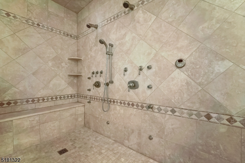 Mendham Lake Area - Residential