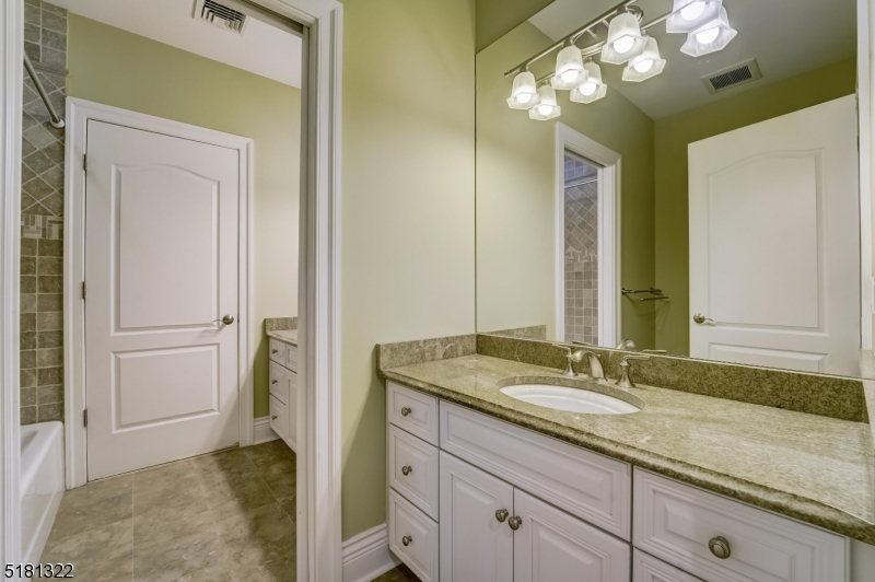 Mendham Lake Area - Residential