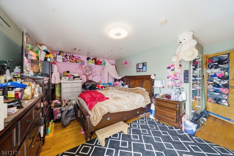 North Newark - Residential Income