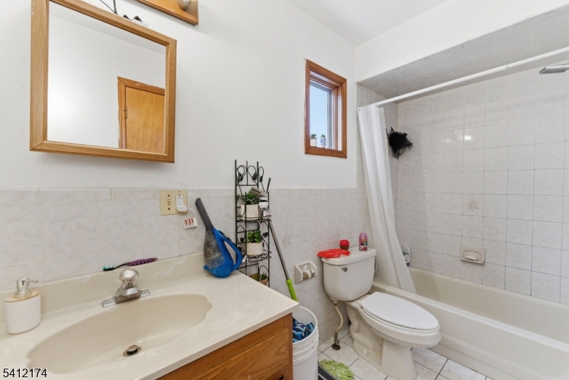 North Newark - Residential Income