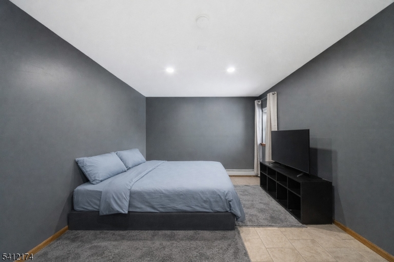 North Newark - Residential Income