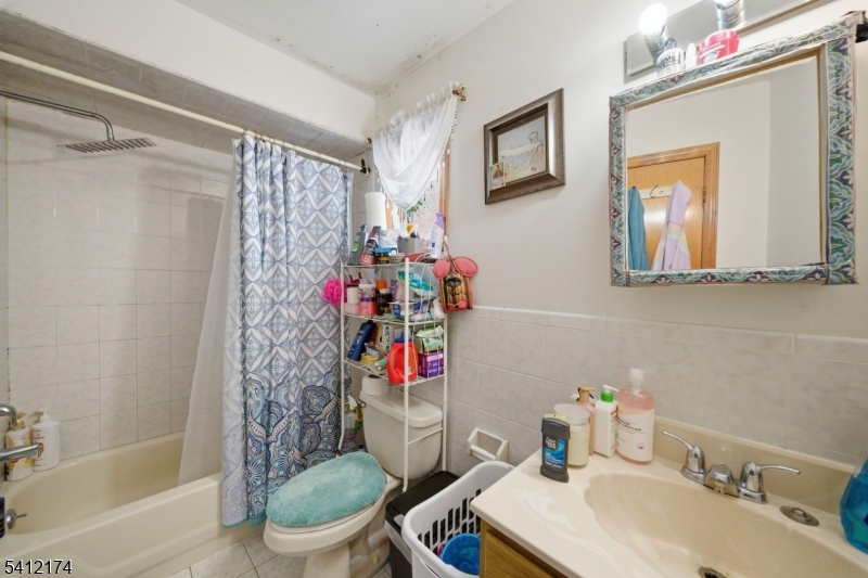 North Newark - Residential Income