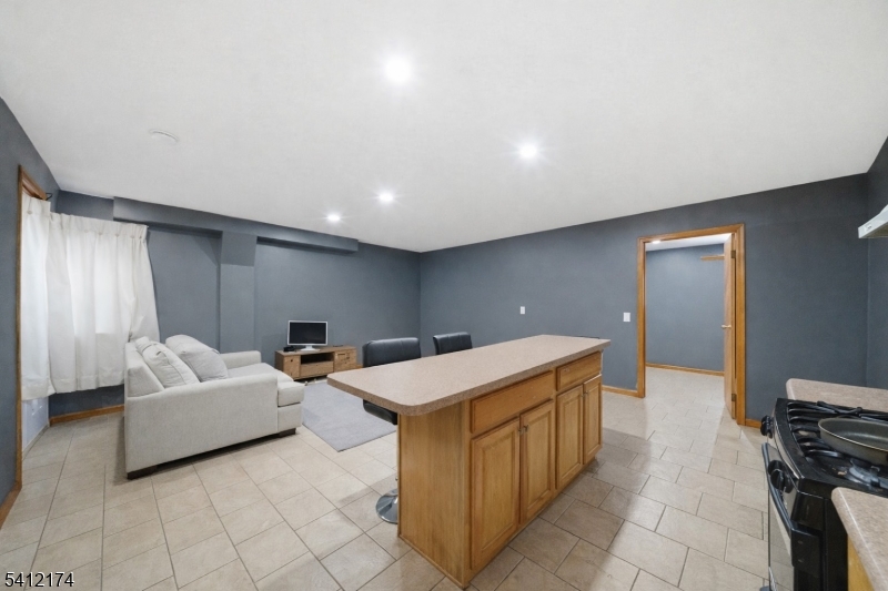 North Newark - Residential Income