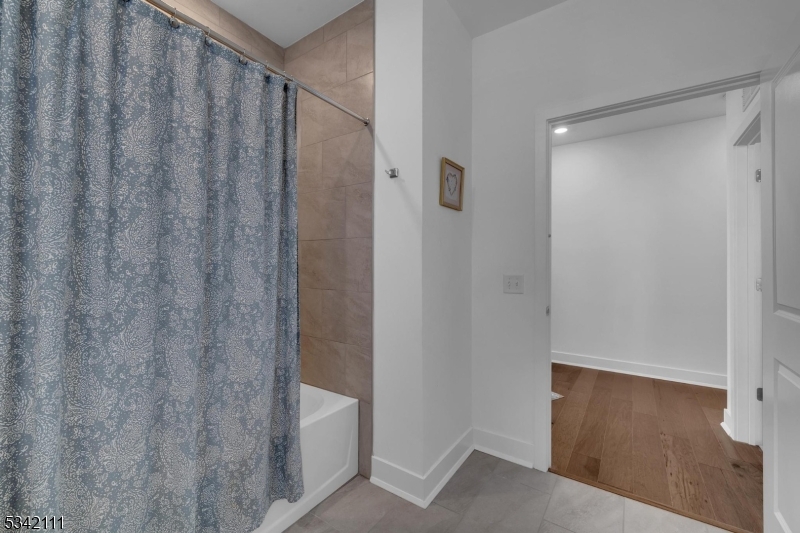 Collections Morris Plains - Residential