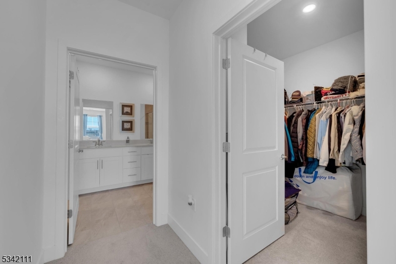 Collections Morris Plains - Residential