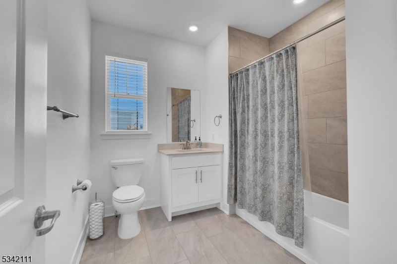 Collections Morris Plains - Residential