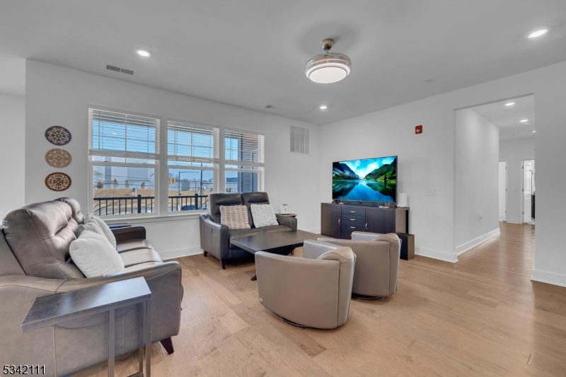 Collections Morris Plains - Residential