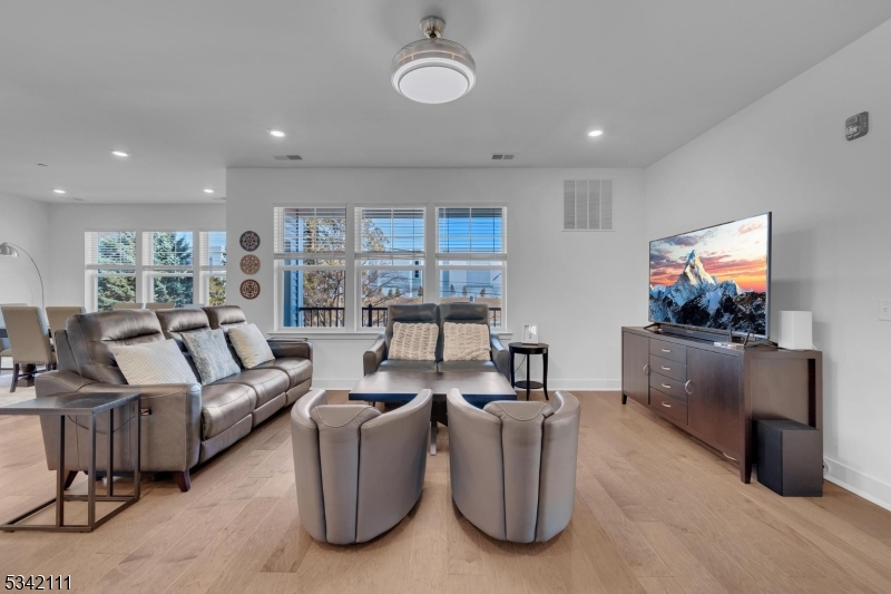 Collections Morris Plains - Residential