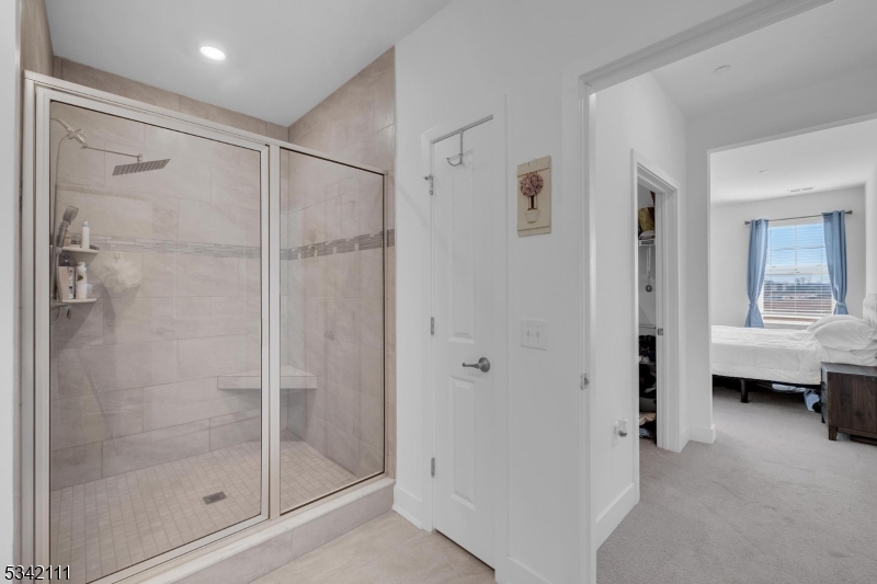 Collections Morris Plains - Residential