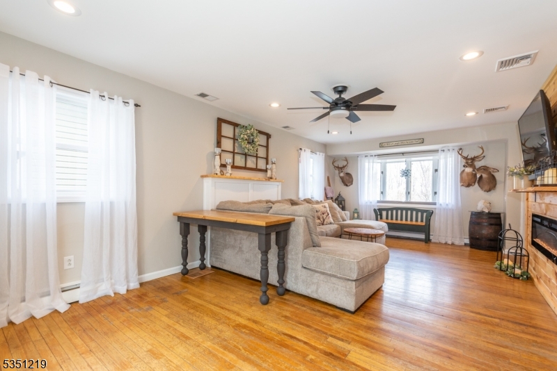 Plymouth Lake - Residential