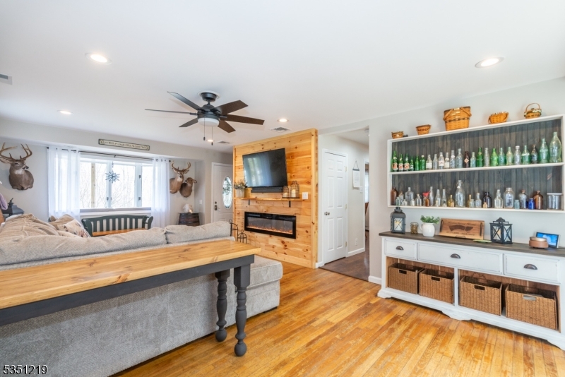 Plymouth Lake - Residential