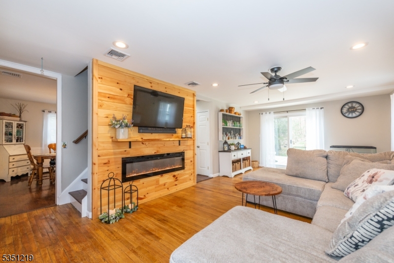 Plymouth Lake - Residential