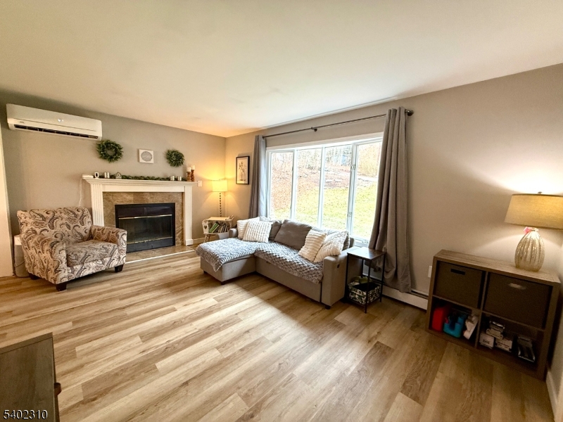 Upper Greenwood - Residential