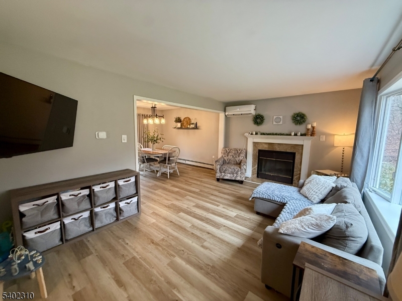 Upper Greenwood - Residential