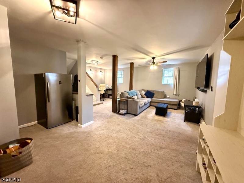 Upper Greenwood - Residential