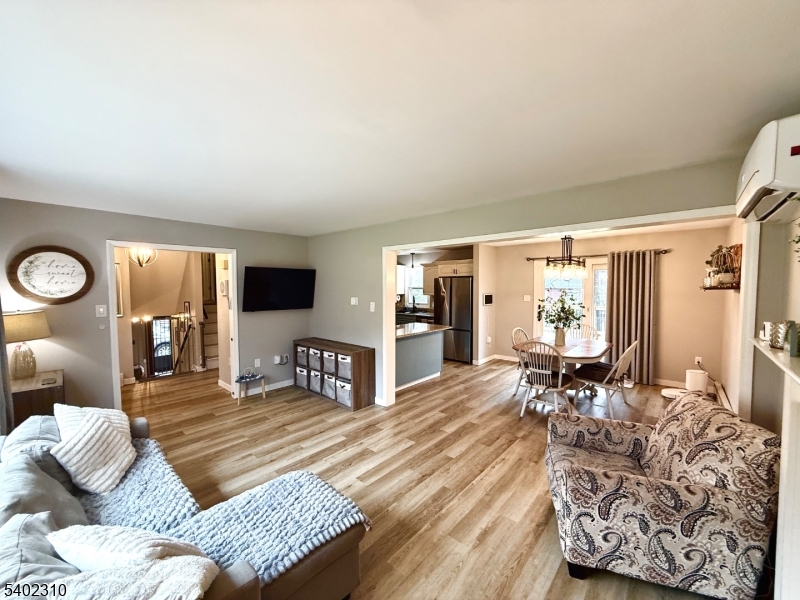 Upper Greenwood - Residential