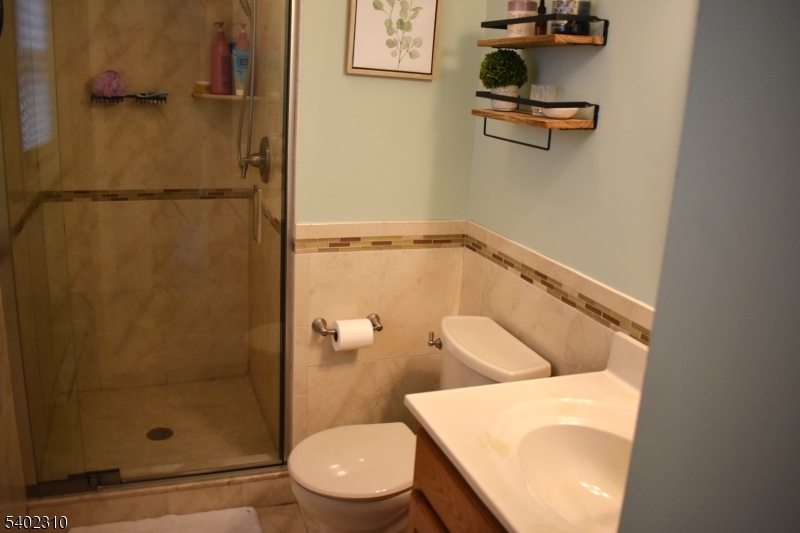 Upper Greenwood - Residential