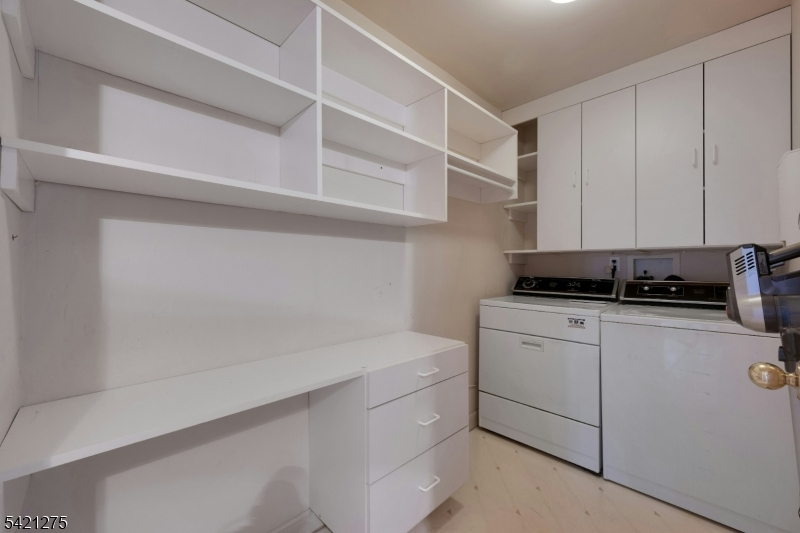 Spruce Edge - Residential