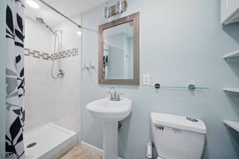 Brae Loch - Residential