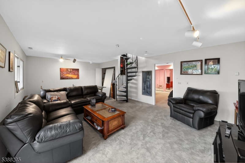 Great Gorge Village - Residential