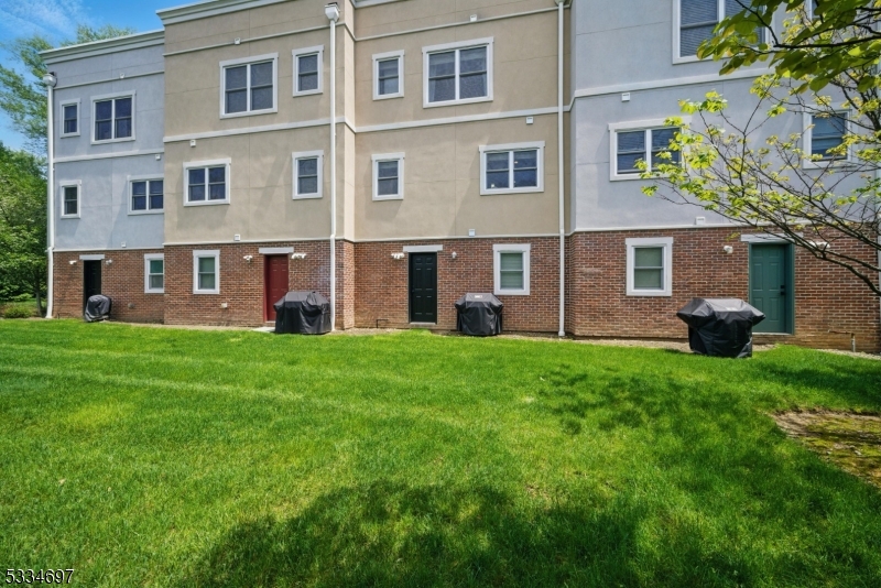 Brownstones at Fairfield - Residential