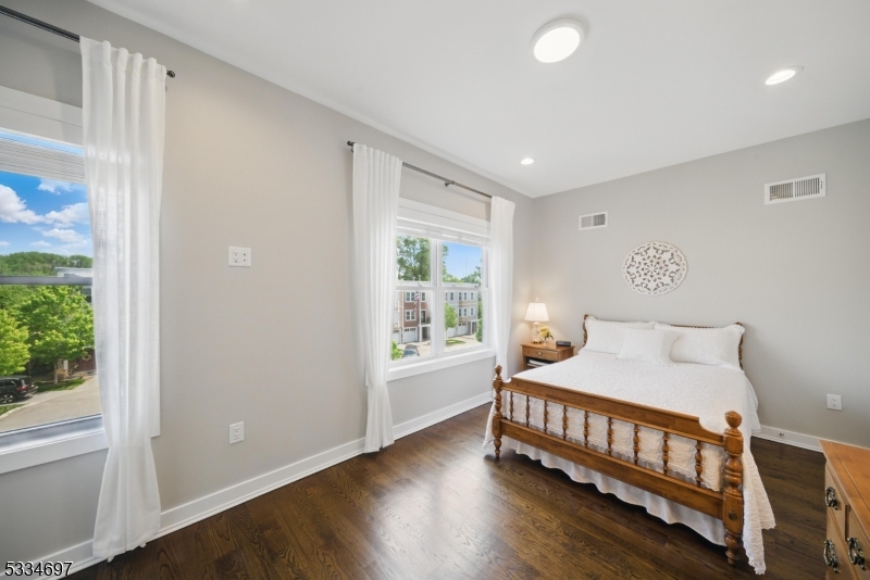 Brownstones at Fairfield - Residential