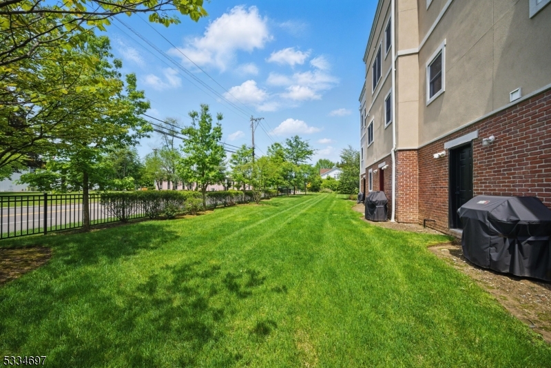 Brownstones at Fairfield - Residential