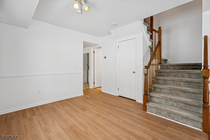 Crestmont - Residential Lease