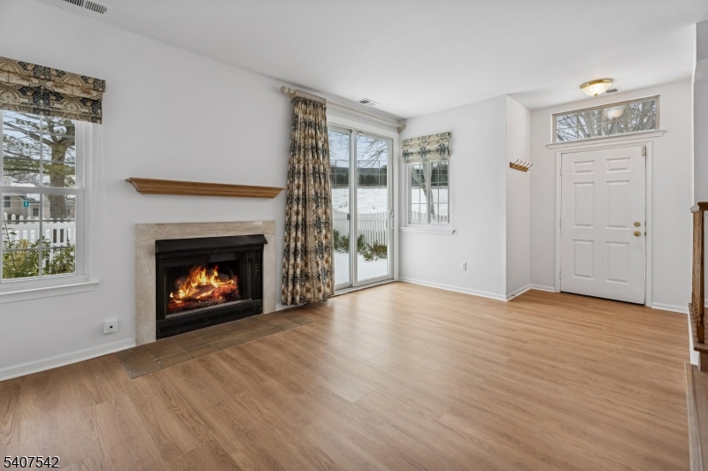 Crestmont - Residential Lease