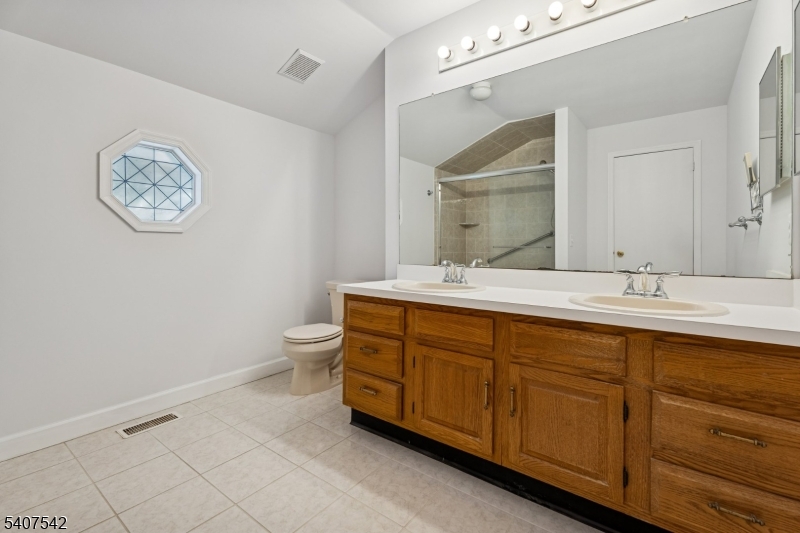 Crestmont - Residential Lease