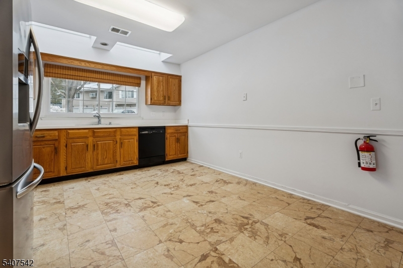 Crestmont - Residential Lease