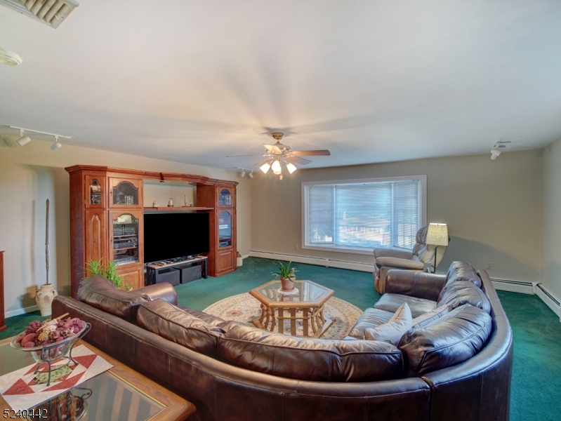 Hillcrest - Residential